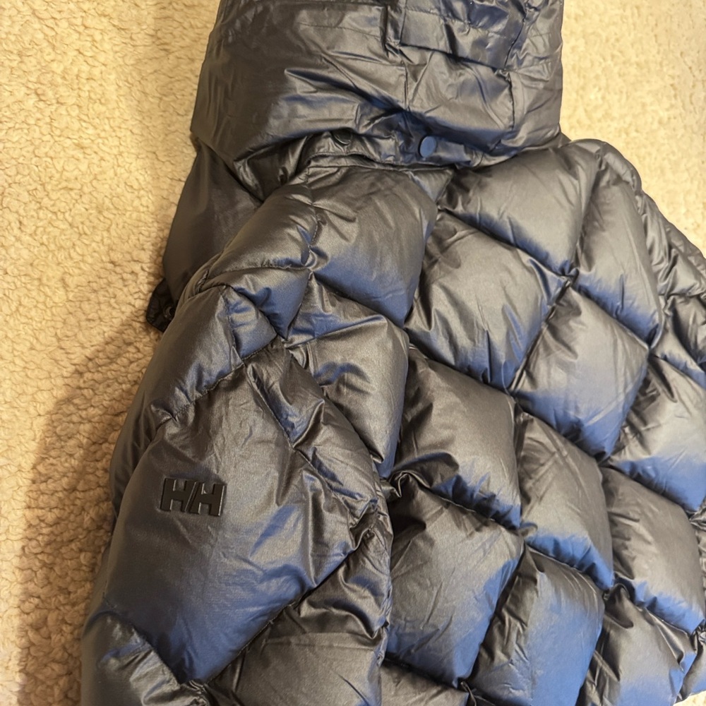 Helly Hansen Diamond Down Jacket - Picture 10 of 11